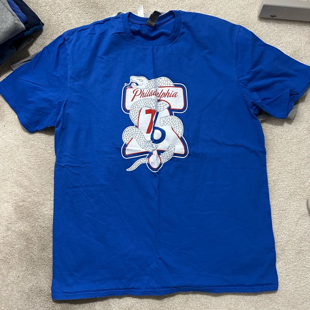 Lot of 3 Philadelphia 76ers tshirts